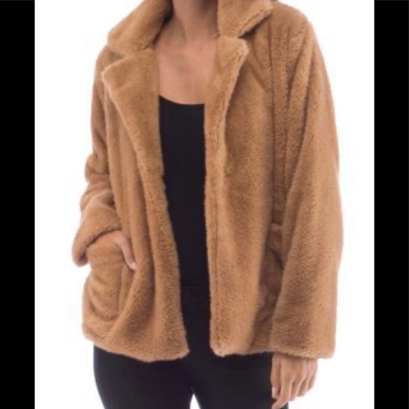 bobeau Jackets & Blazers - BOBEAU - Twiggy Faux Fur Jacket